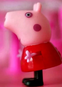 小九玩具小猪佩奇和弟弟乔治的玩具之小猪佩奇过大年